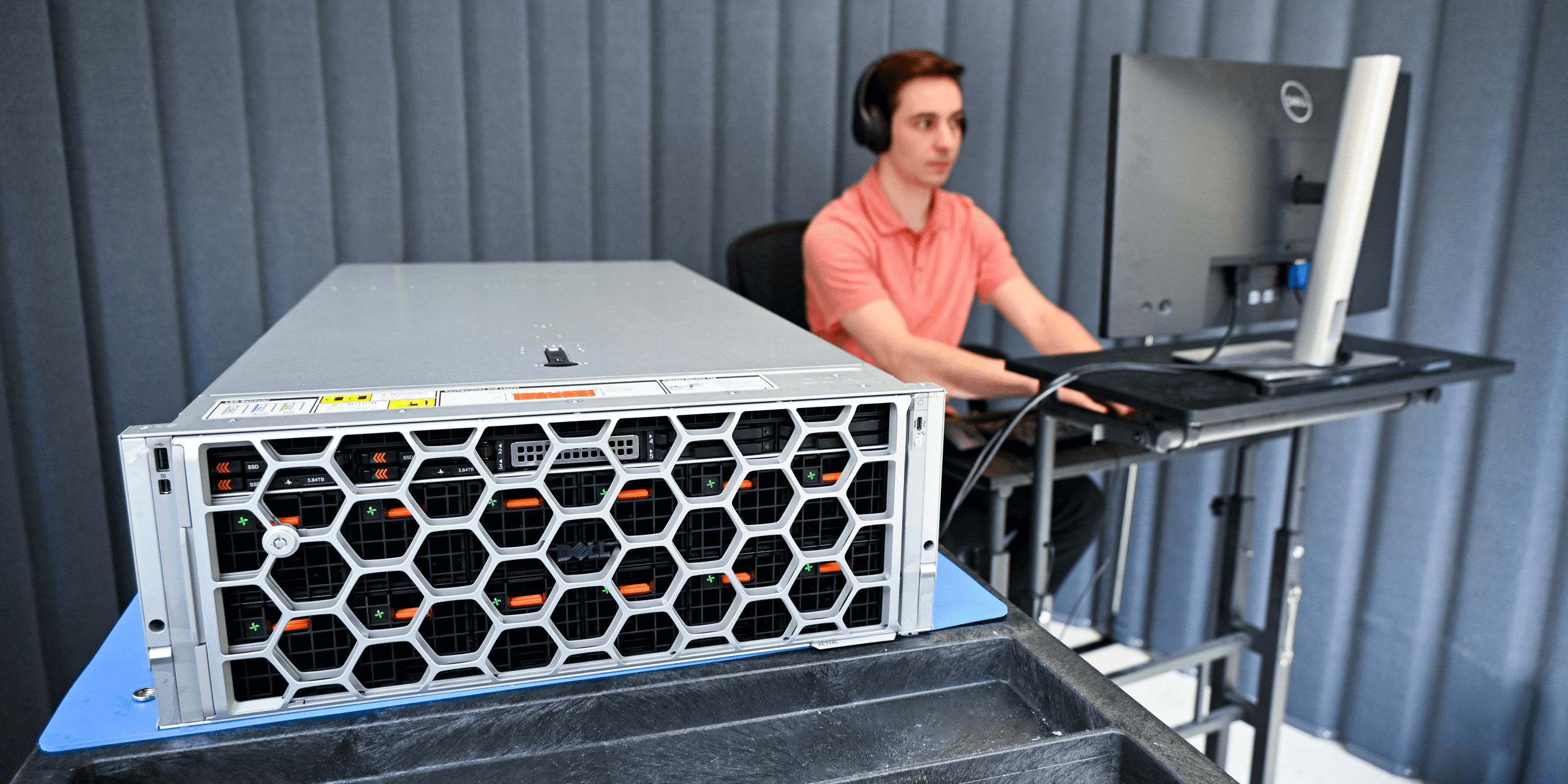 Liquid-Cooled Dell XE7745